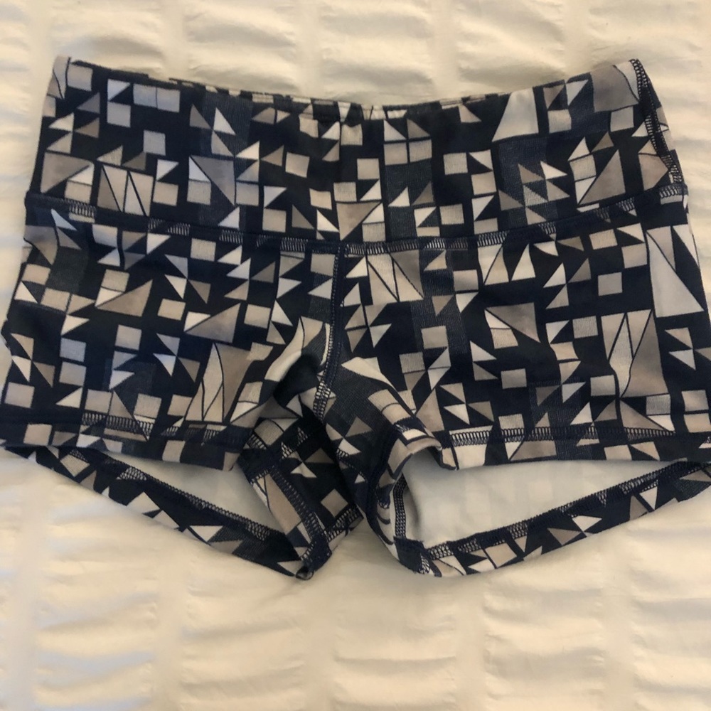 Flex shorts